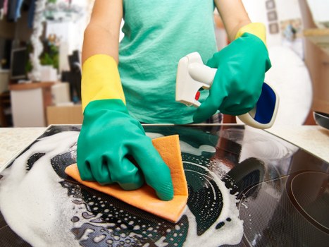 Charity donation and reuse partnership for recovered household items